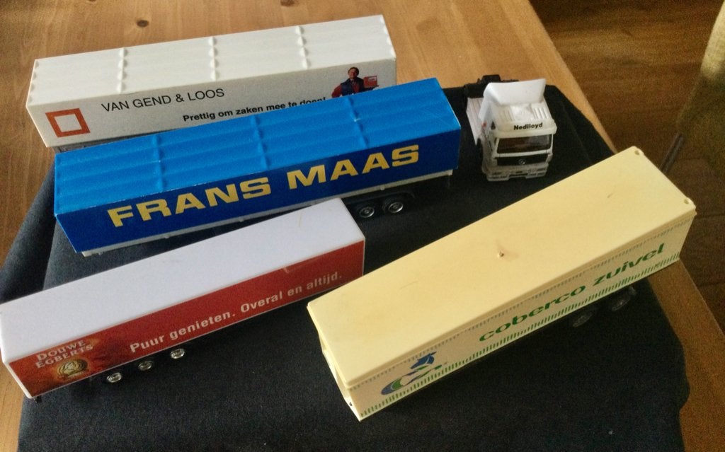 miniatuur vrachtwagens en trailers SHELL, TNT, Frans Maas …, Overige merken, Gebruikt, 1:50 of kleiner, Ophalen of Verzenden