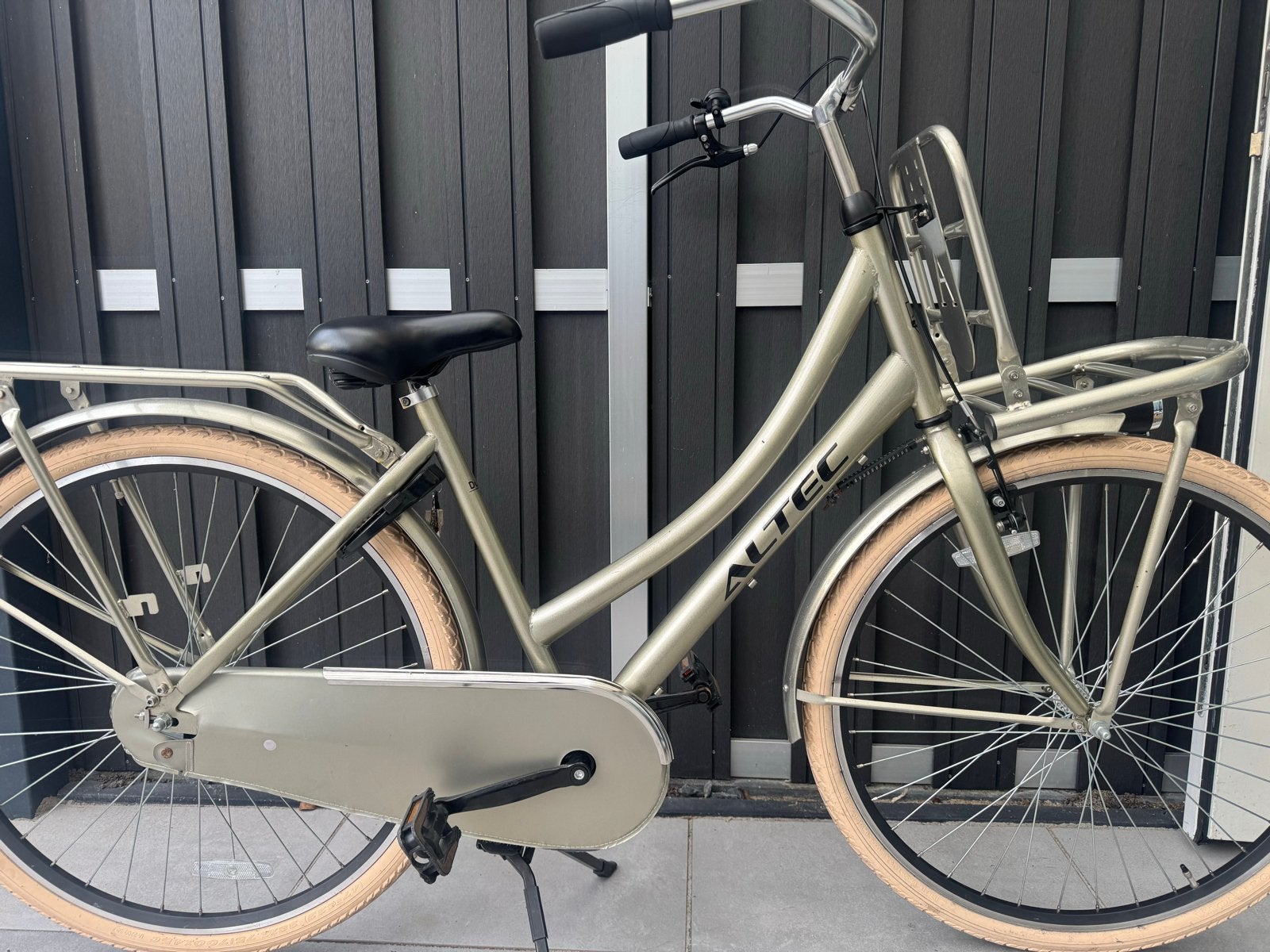 Altec fiets - Zo goed als nieuw, lichte gebruikssporen