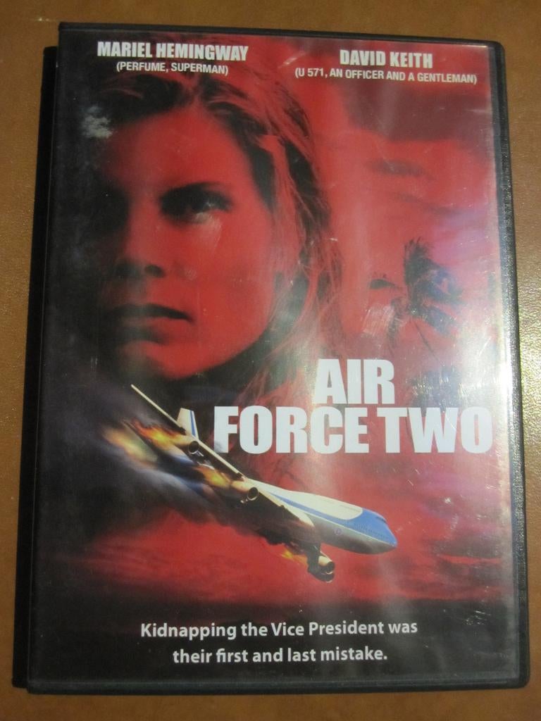 Air Force Two (2007), Vanaf 16 jaar, Ophalen of Verzenden, Zo goed als nieuw, Actie