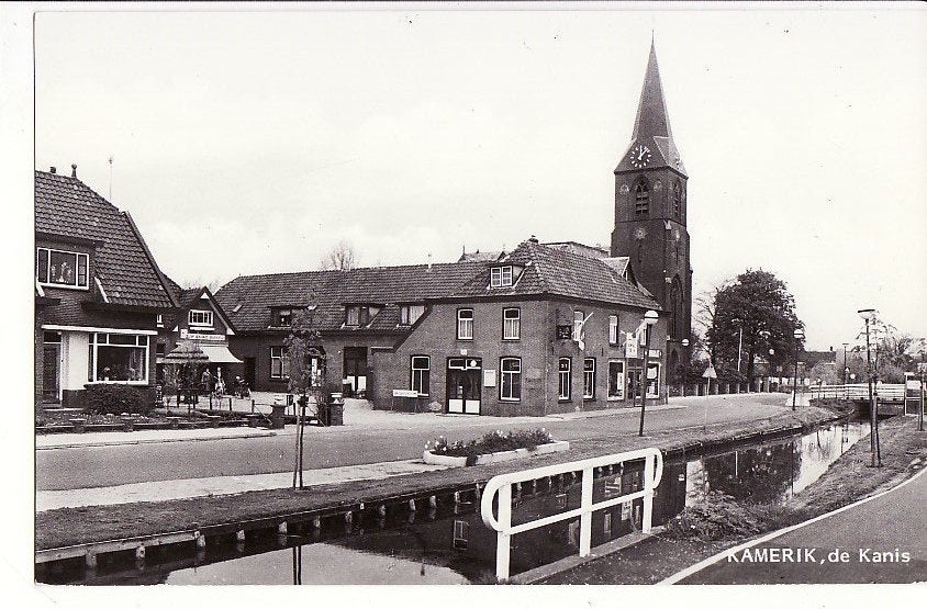 Kamerik (U) De Kanis Kerk met en Café. ca 1960., Ophalen, 1940 tot 1960, Ongelopen, Utrecht
