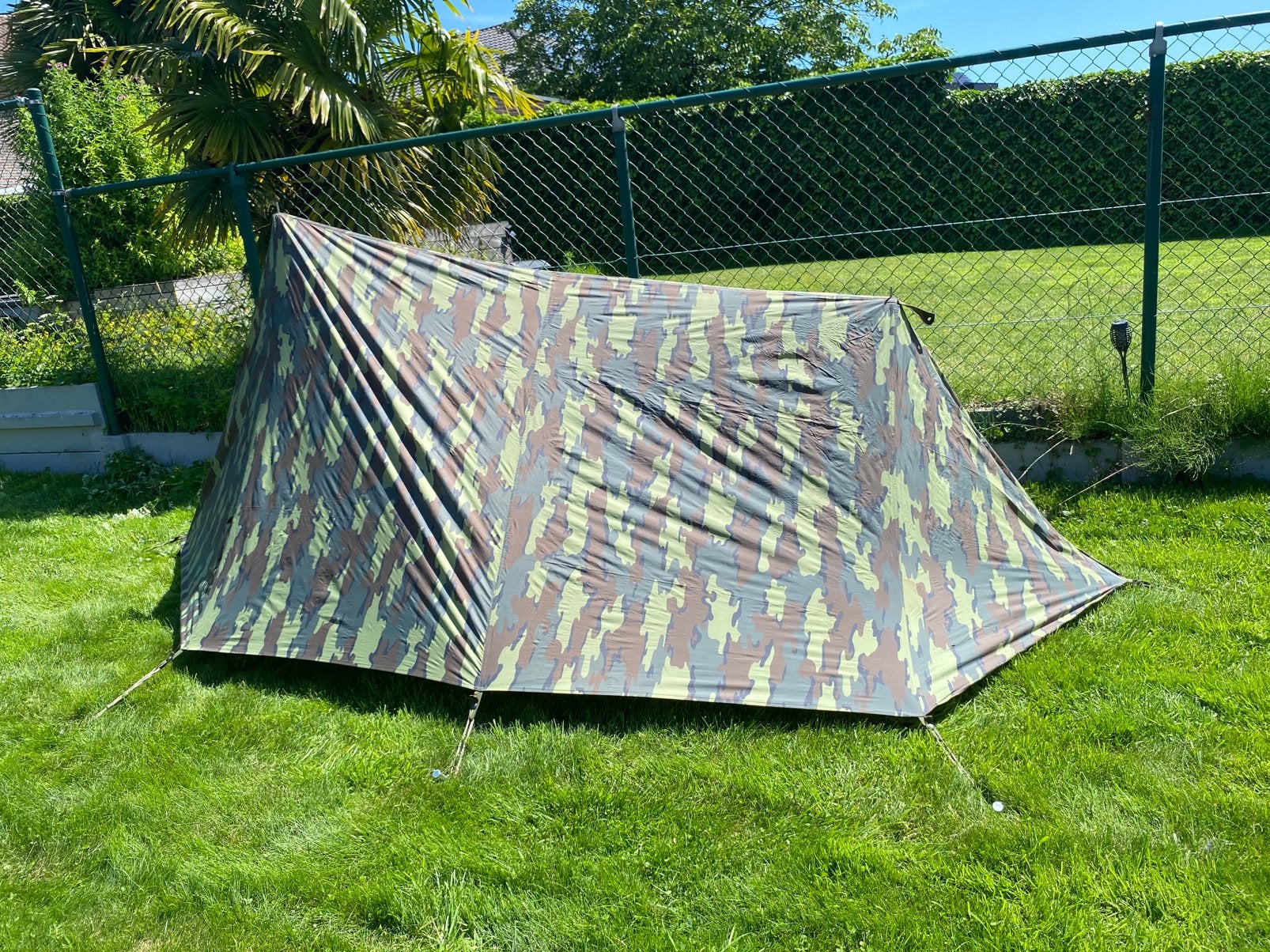 Camouflage tent, Ophalen, Zo goed als nieuw