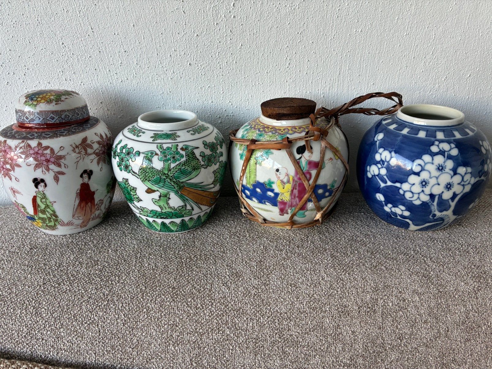 Vintage 2 Japanse en 2 Chinese gemberpotjes, Antiek en Kunst, Ophalen
