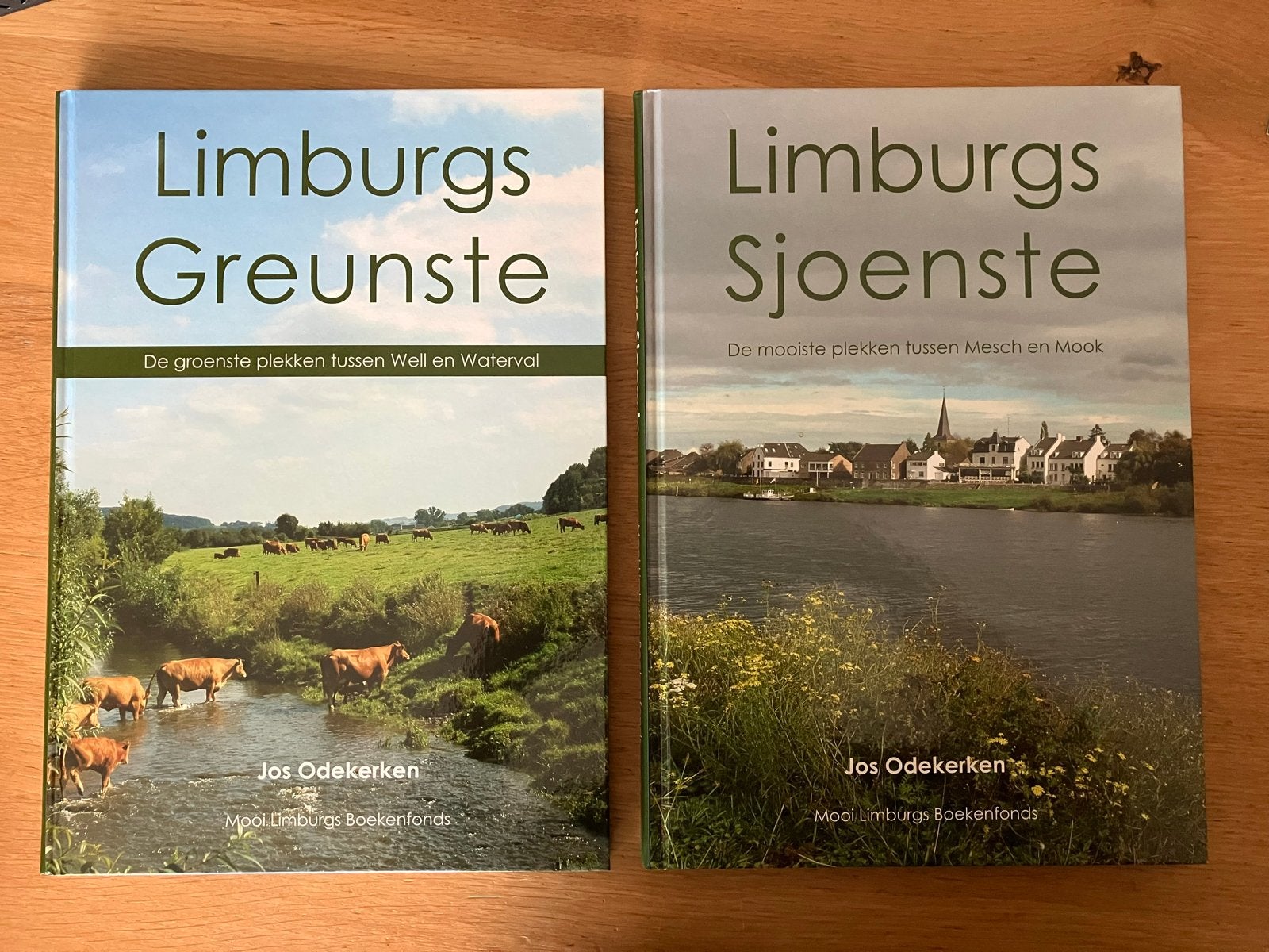 Mooi Limburgs Boekenfonds - Limburgs Greunste & Sjoenste, Ophalen, Zo goed als nieuw, Limburg