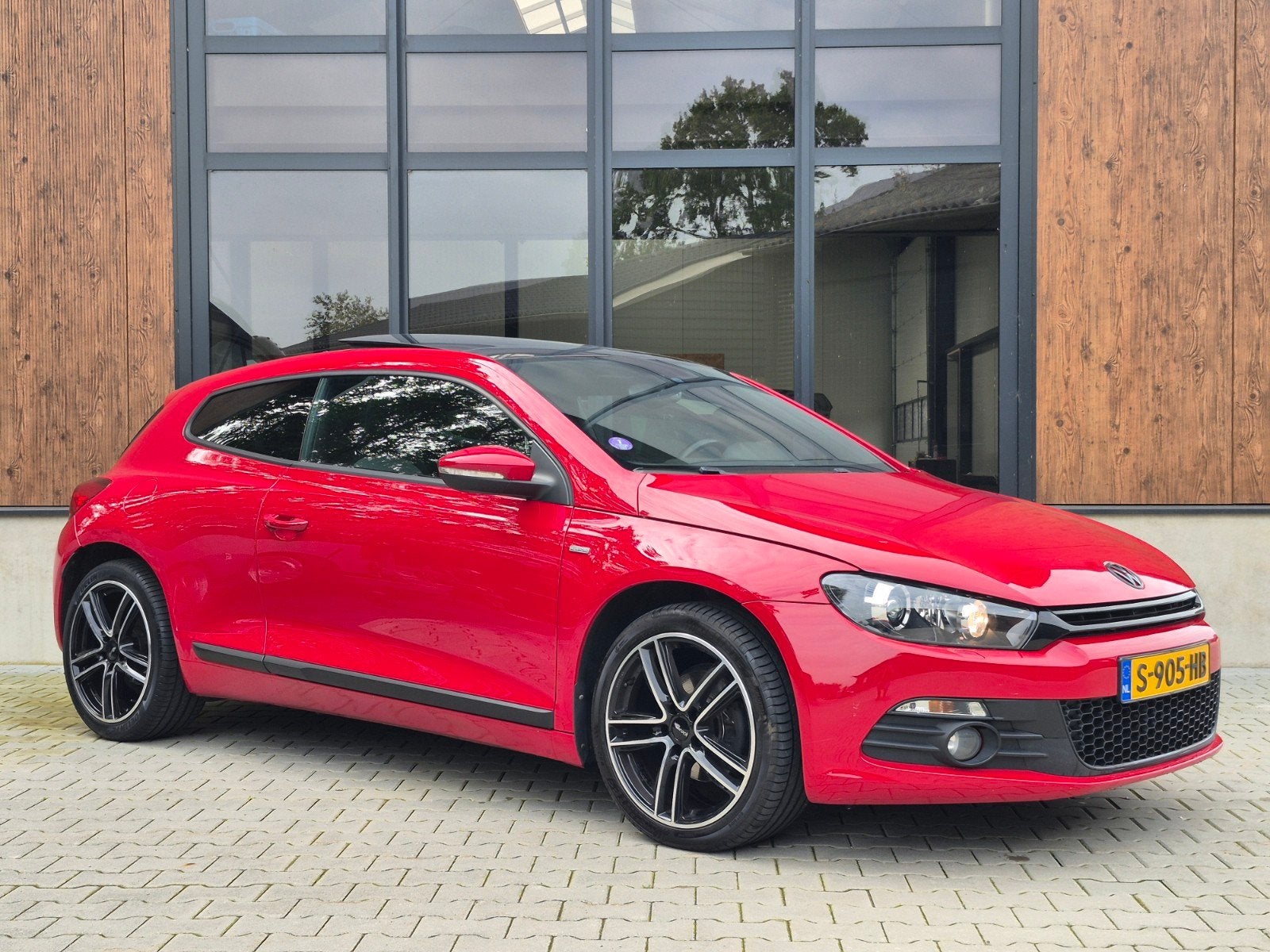 Volkswagen Scirocco 1.4 TSI 90KW BMT 2013 Rood, Auto's, Voorwielaandrijving, Stof, Zwart, 4 cilinders