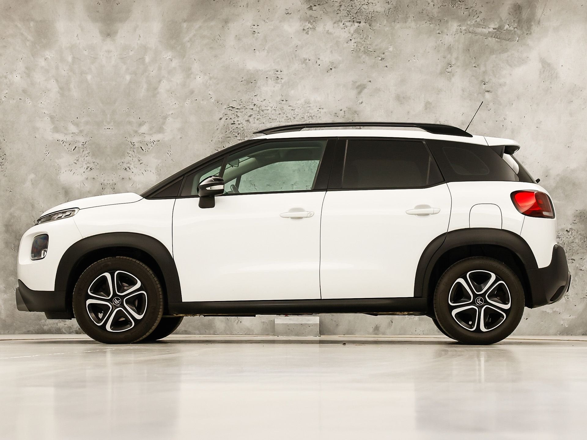 Citroën C3 Aircross 1.2 PureTech S&S Sport 110Pk (APPLE CAR, Auto's, Citroën, Voorwielaandrijving, 12 maanden, Gebruikt, 1199 cc
