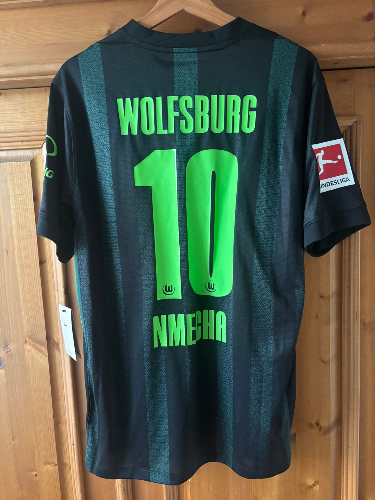 Vfl wolfsburg home kit 24/25 nmecha nike bnwt L, Ophalen of Verzenden, Nieuw, Buitenlandse clubs, Shirt