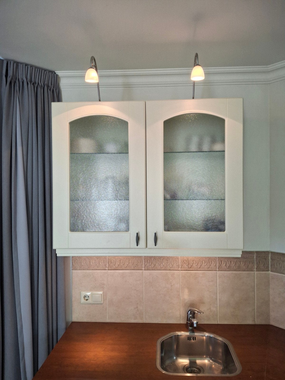 Keukenkast 1m breed, 80cm hoog met glas en verlichting, Ophalen, Gebruikt, 50 tot 100 cm, Minder dan 100 cm