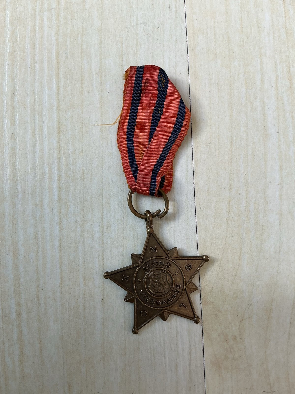 Antieke Avondvierdaagse Medaille - Brons, Ophalen of Verzenden, Brons, Nederland