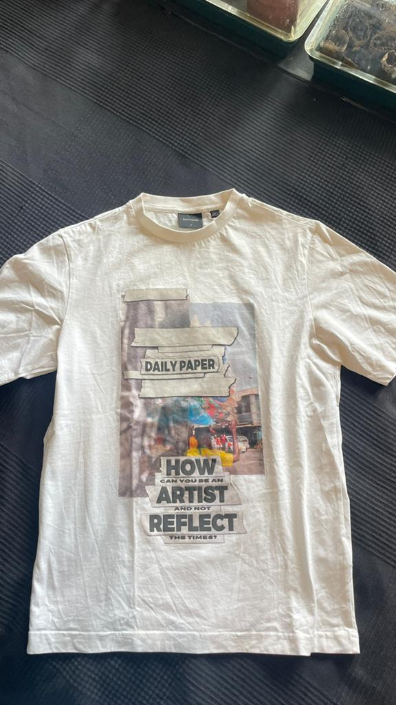 Daily Paper, mooi, wit shirt met tekst, maat S, Ophalen of Verzenden, Zo goed als nieuw, Maat 46 (S) of kleiner, Wit