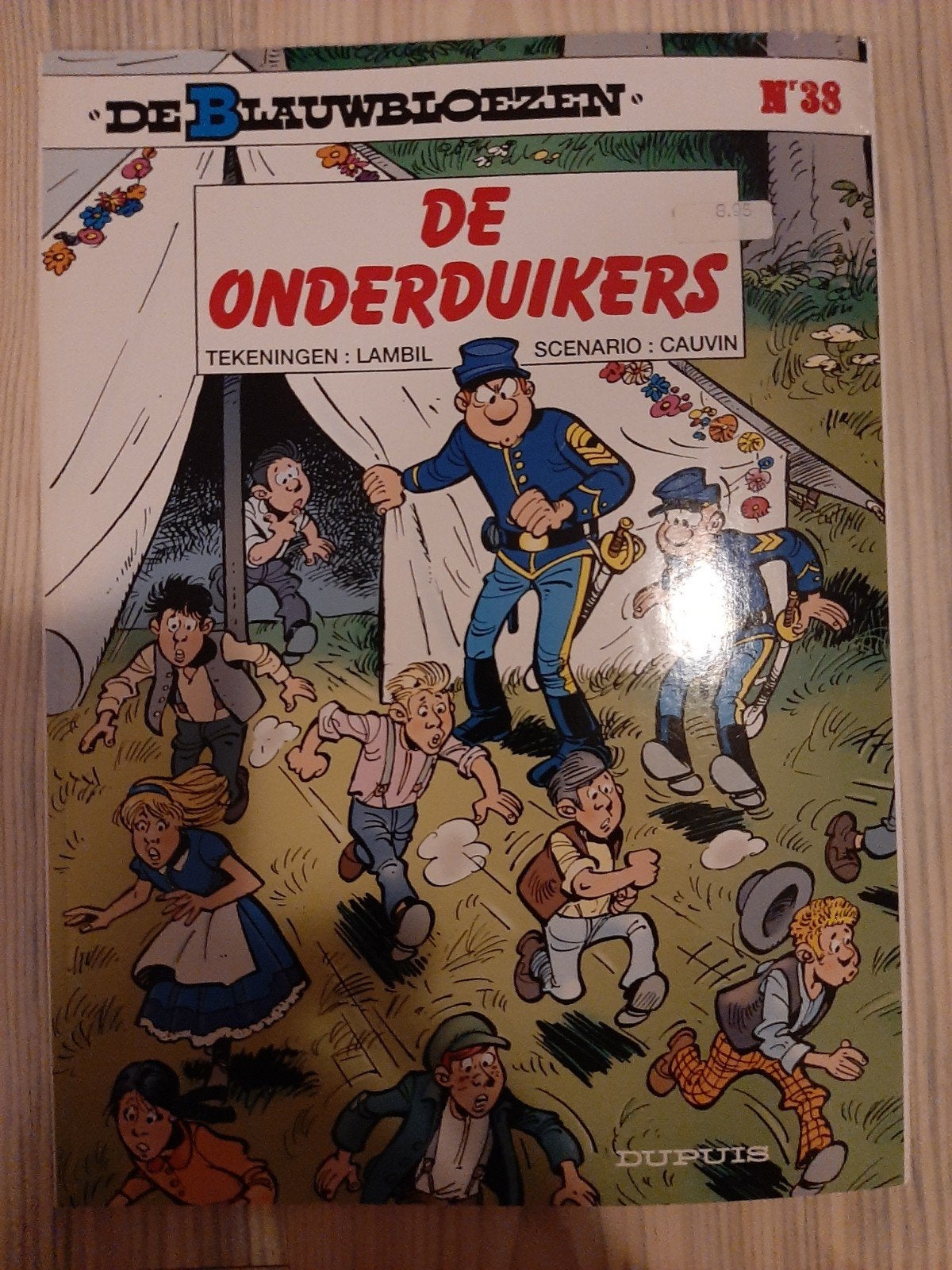 De Blauwbloezen - De Onderduikers (nr. 38), Ophalen of Verzenden