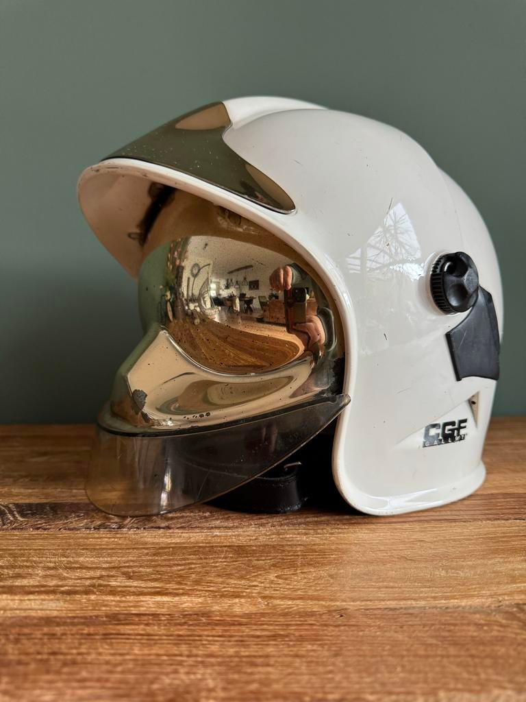 Brandweer helm, Ophalen of Verzenden, Landmacht, Nederland, Helm of Baret