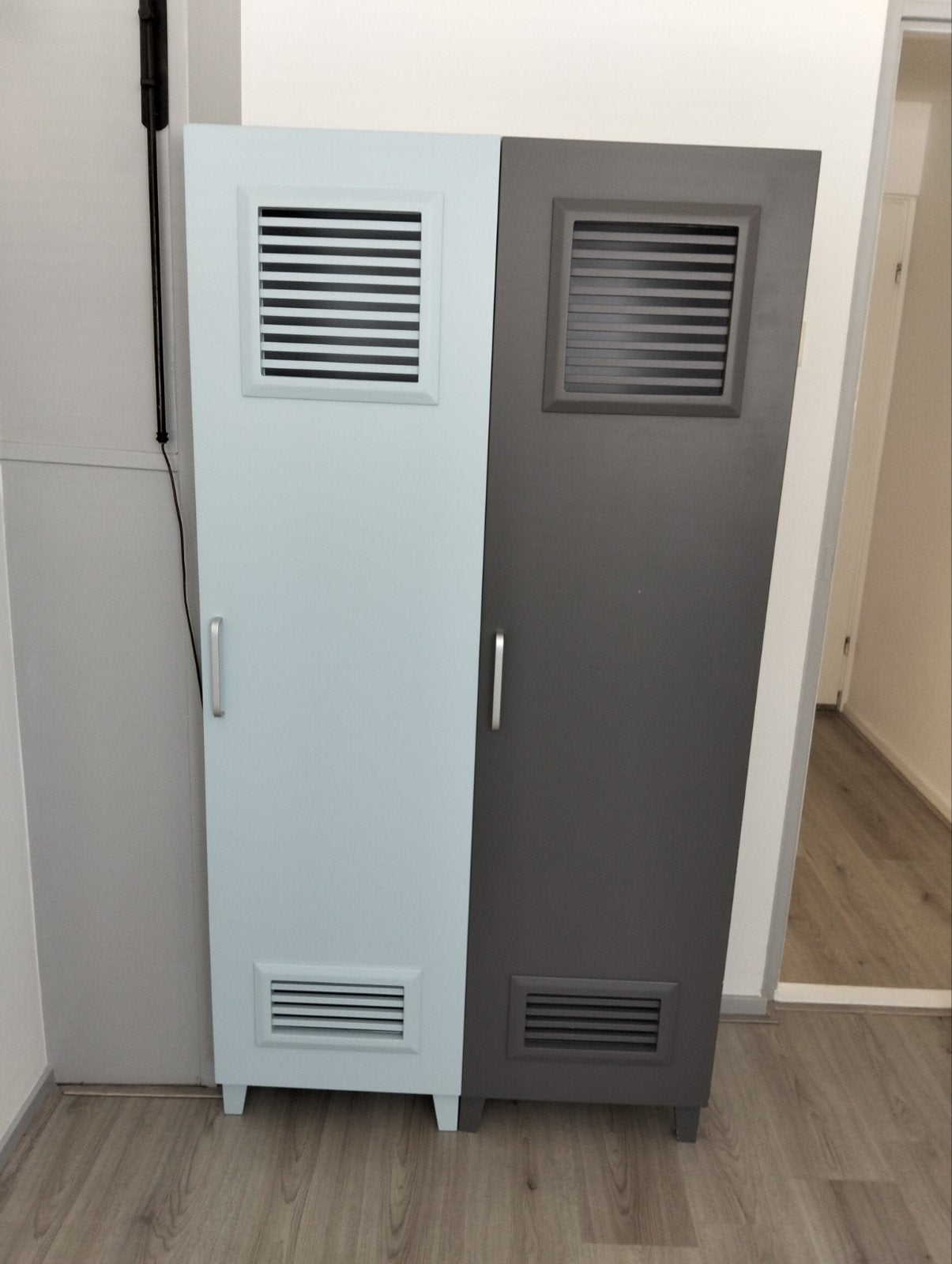 Set van 2 kasten, 170x45x40 cm, lichtblauw en grijs, Ophalen, Zo goed als nieuw, 150 tot 200 cm, 25 tot 50 cm