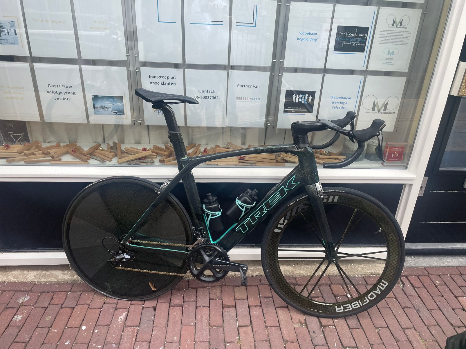 Trek Madone 9.2 custom Miami Blue edition 58 Madfiber/Zipp, Carbon, Zo goed als nieuw, 57 tot 61 cm, Meer dan 20 versnellingen