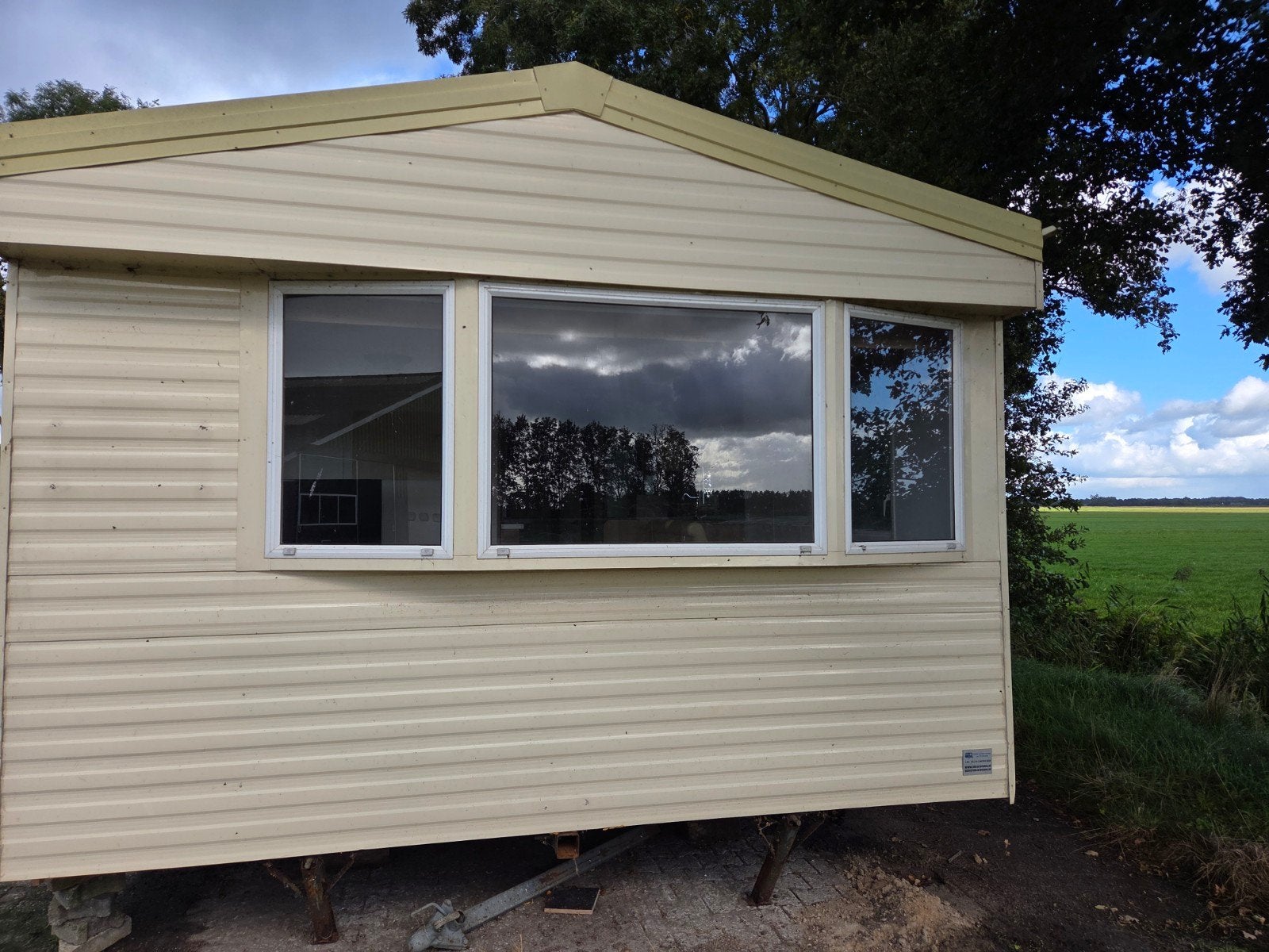 Ruime stacaravan met 2 slaapkamers en complete keuken, Particulier