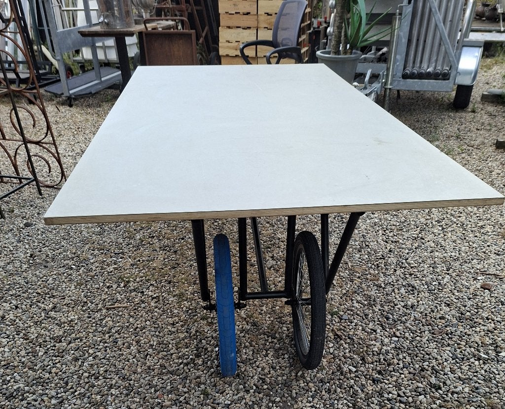 Mobiele werktafel met wielen - Handig en verplaatsbaar, Ophalen, Gebruikt, Niet van toepassing, Niet van toepassing