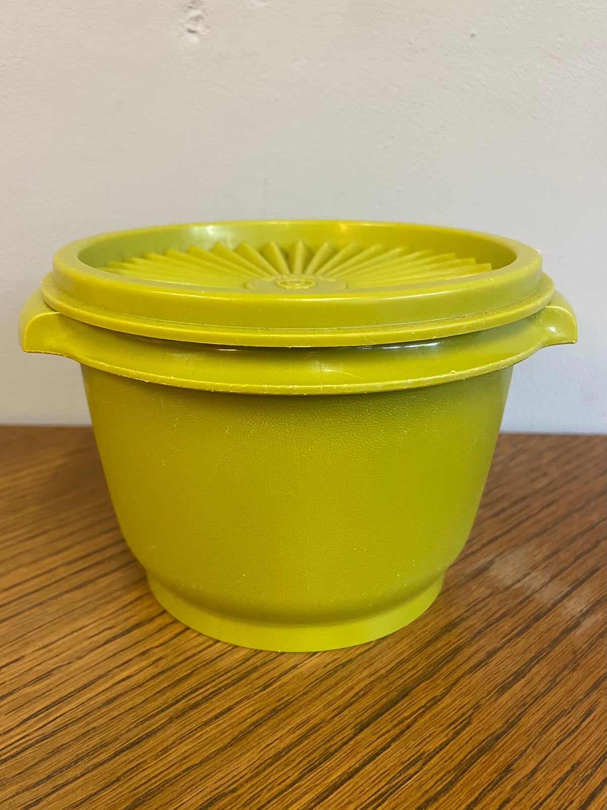 vintage tupperware bakje met sterdeksel groen retro, Tupperware, Ophalen of Verzenden, Zo goed als nieuw, Bak of Kom