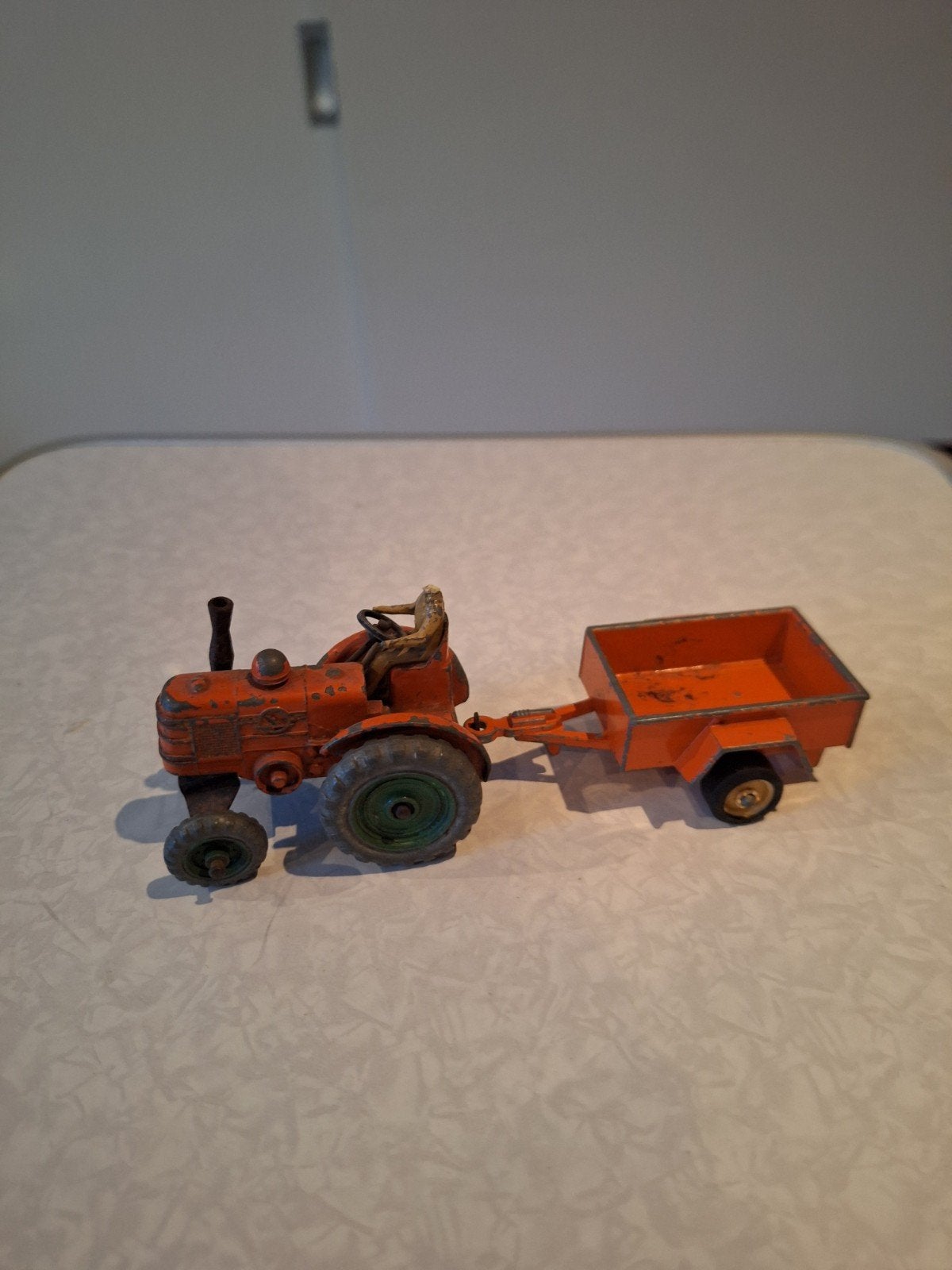 Vintage speelgoed tractor met aanhanger, Overige merken, Gebruikt, 1:32 tot 1:50, Overige typen