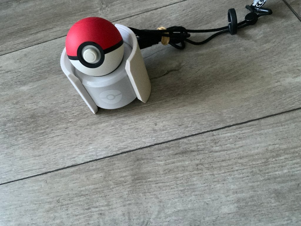 Hori Pokeball Plus oplader / Oplaadstation, Avontuur en Actie, 1 speler, Ophalen of Verzenden, Zo goed als nieuw