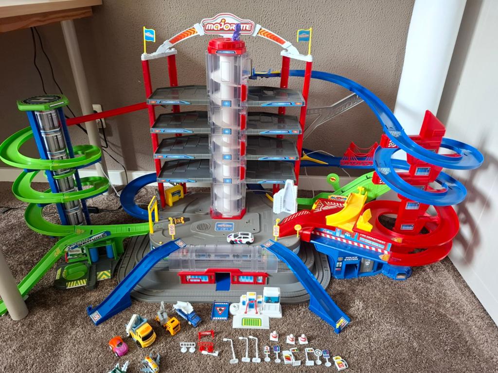 Prachtige mega grote ultieme garage Majorette, Ophalen