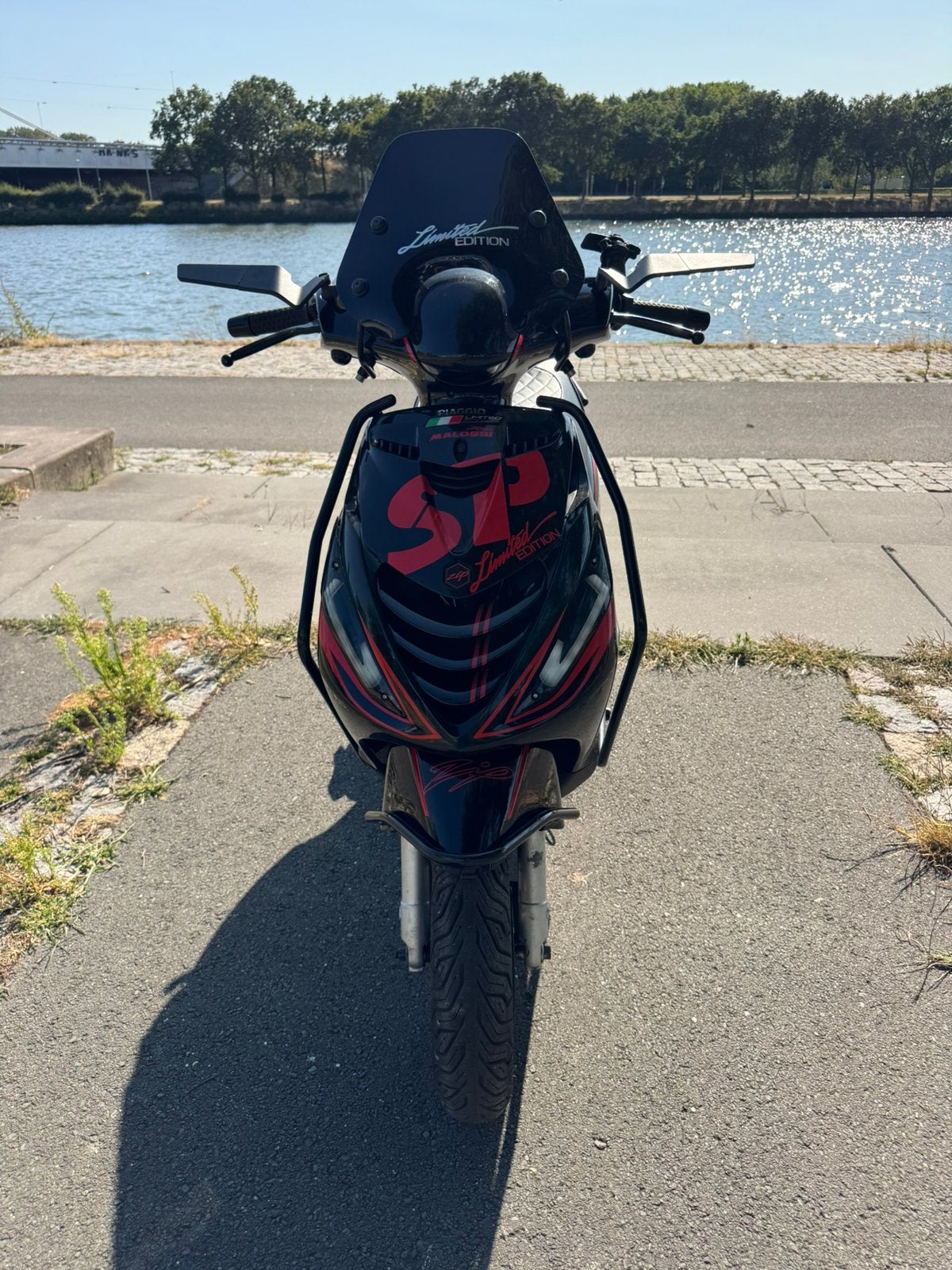 Zip 4 takt snor full options 2e eigenaar, Fietsen en Brommers, Scooters | Piaggio, Zip, Ophalen of Verzenden, Zo goed als nieuw