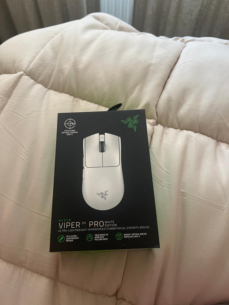 Razer Viper V3 Pro White Edition Gaming Muis, Computers en Software, Muizen, Muis, Gebruikt, Gaming muis, Ophalen of Verzenden