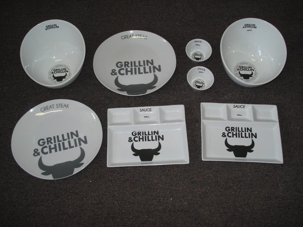 Set Grillin & Chillin  8 stuks  Nieuwstaat, Ophalen of Verzenden, Zo goed als nieuw, Overige merken