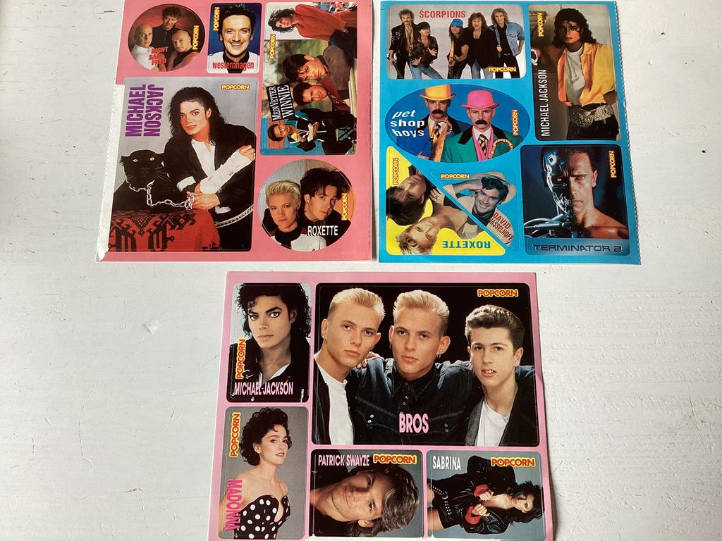 3 stickervelletjes artiesten/beroemdheden (Popcorn), Verzenden, Zo goed als nieuw