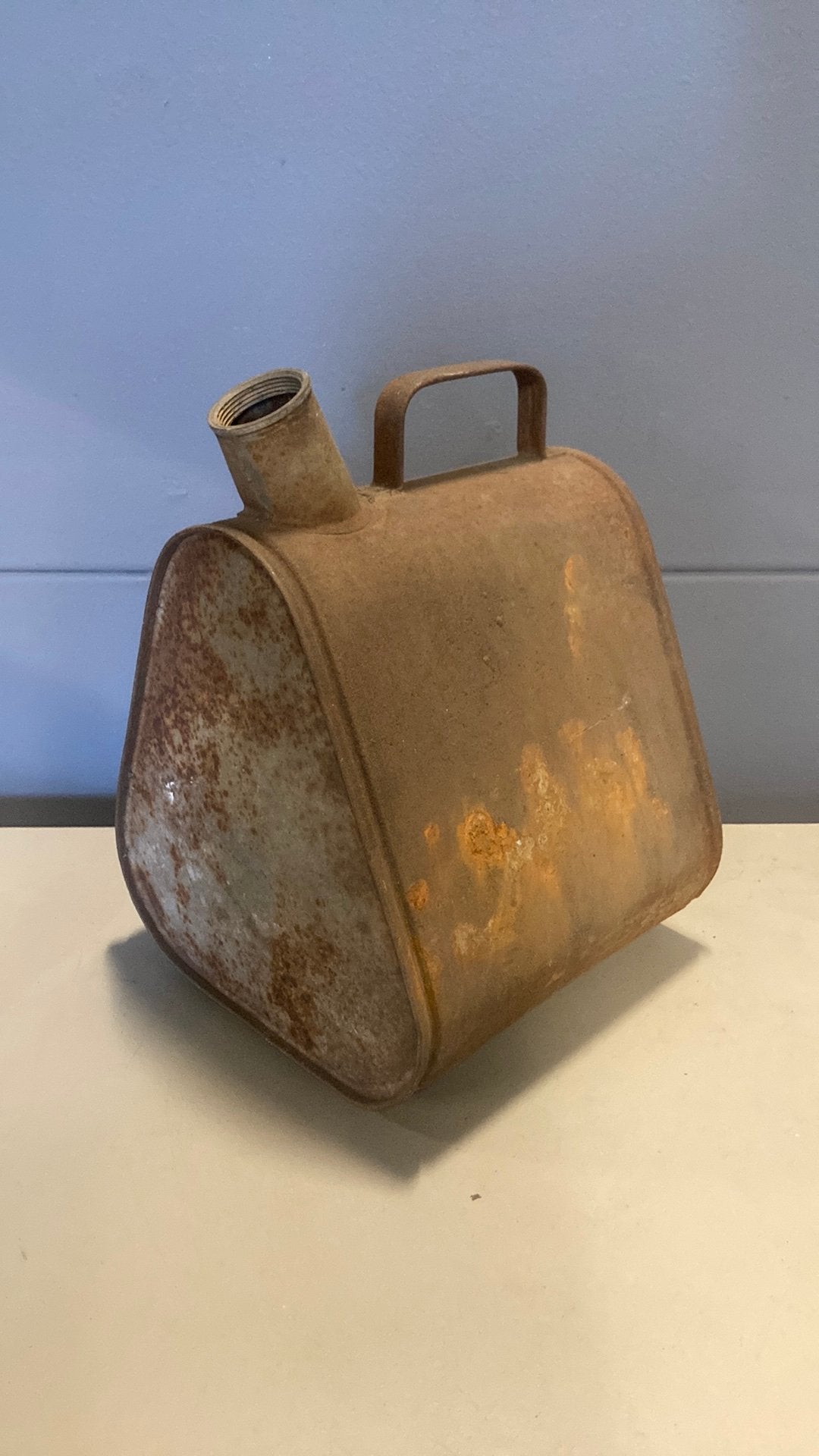 Vintage roestige jerrycan / oliekan, Ophalen of Verzenden