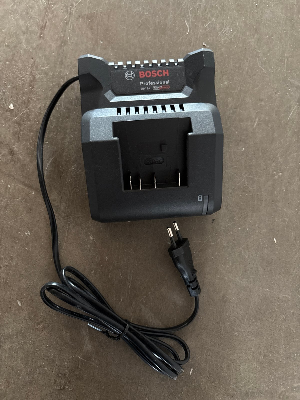 Bosch Professional Originele Oplader 18V, Ophalen, Zo goed als nieuw