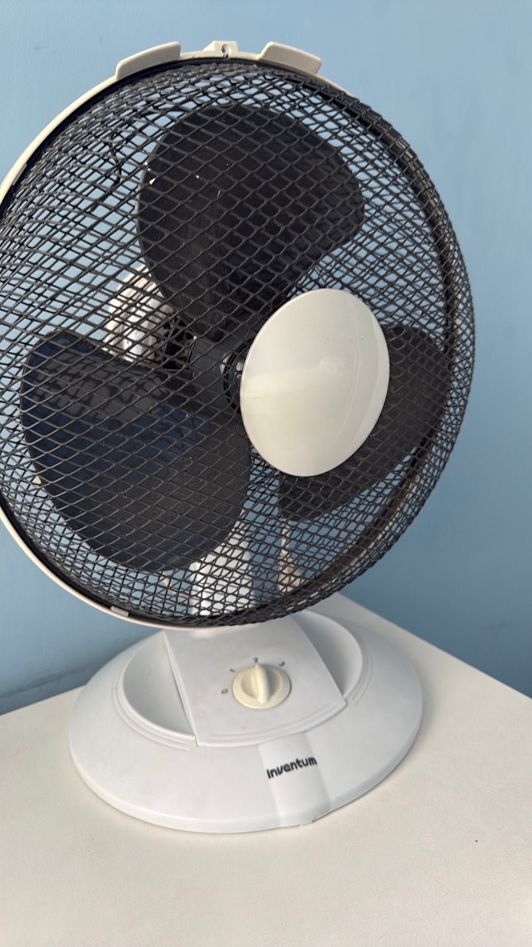 Inventum Tafelventilator - Compact en Krachtig, Witgoed en Apparatuur, Ventilatoren, Ophalen of Verzenden, Gebruikt, Tafelventilator