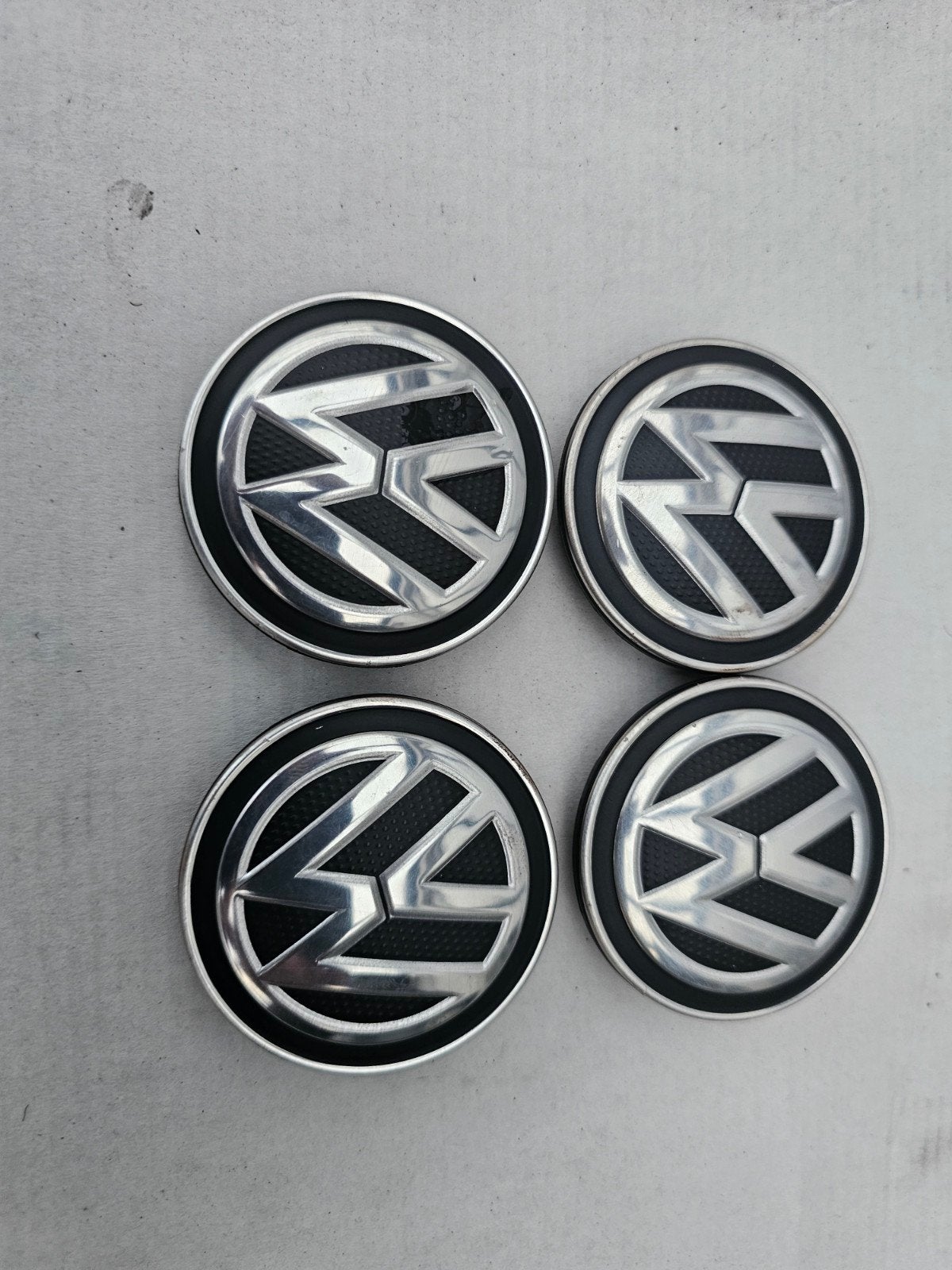 Vw. Originele Naafdoppen set 56mm
Volkswagen
Polo,Golf,Passa, Ophalen of Verzenden