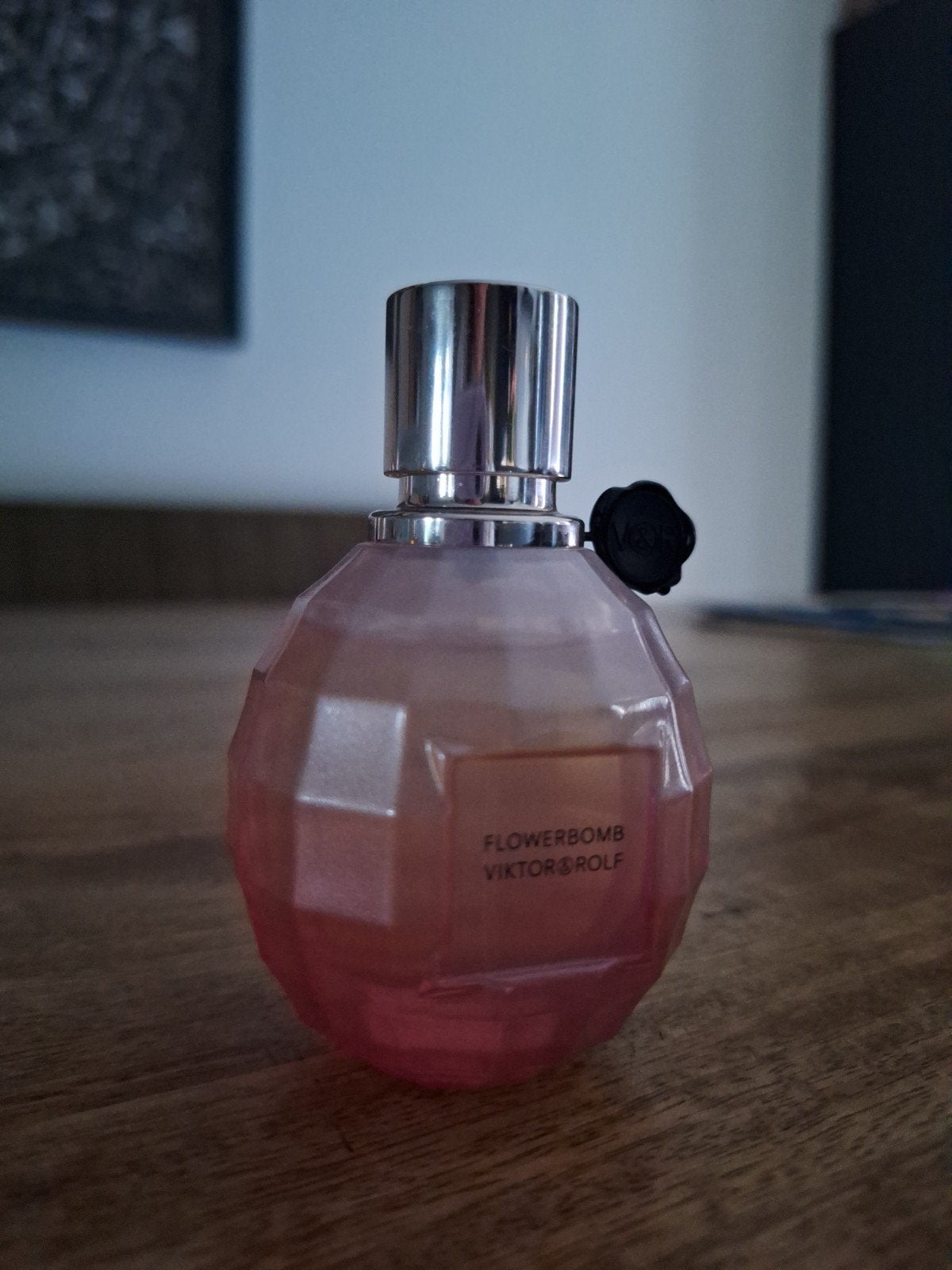 Flowerbomb La Vie en Rose 2011 EDT 50ml - Nieuw, Ophalen of Verzenden, Nieuw