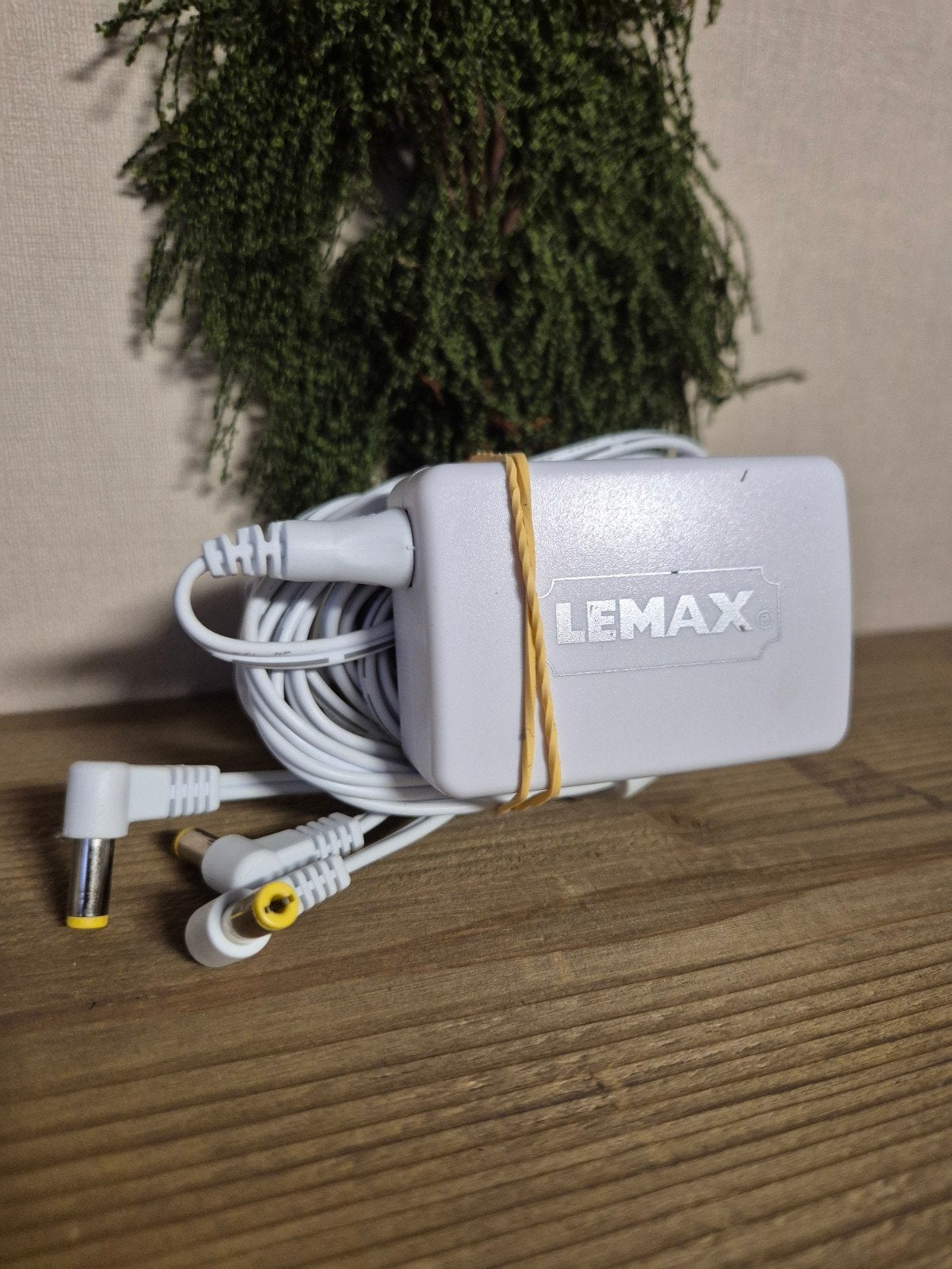 lemax adapter 4,5 volt kerstdorp kersthuisjes, Ophalen of Verzenden, Zo goed als nieuw