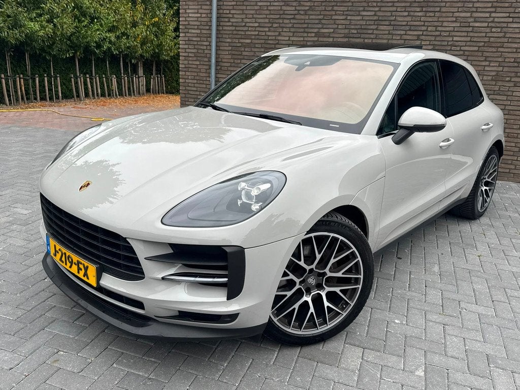 Porsche Macan 2.0, Facelift, Luchtvering, Pano, Sportuitlaat, Auto's, Porsche, Automaat, Gebruikt, Bedrijf, SUV of Terreinwagen