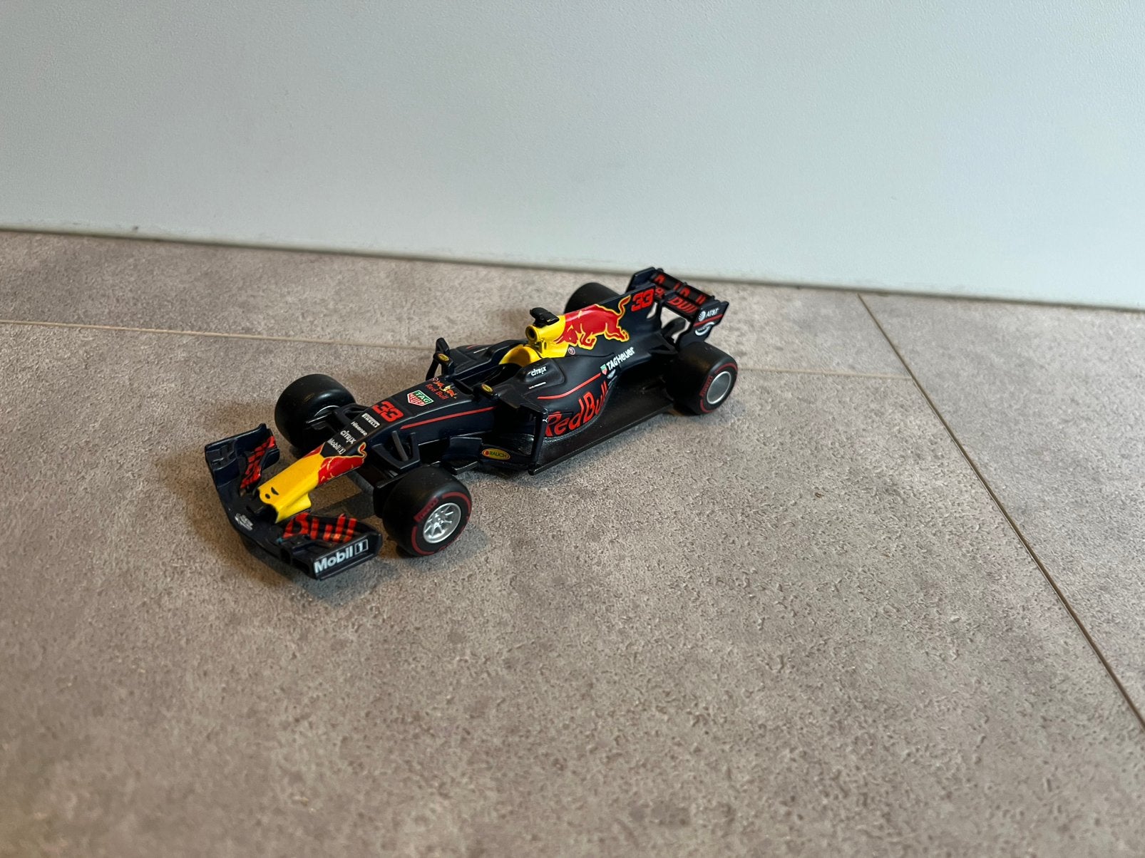 Raceauto, Ophalen, Zo goed als nieuw