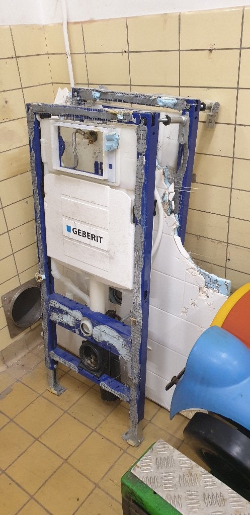 Geberit inbouw, Ophalen of Verzenden, Gebruikt, Toilet