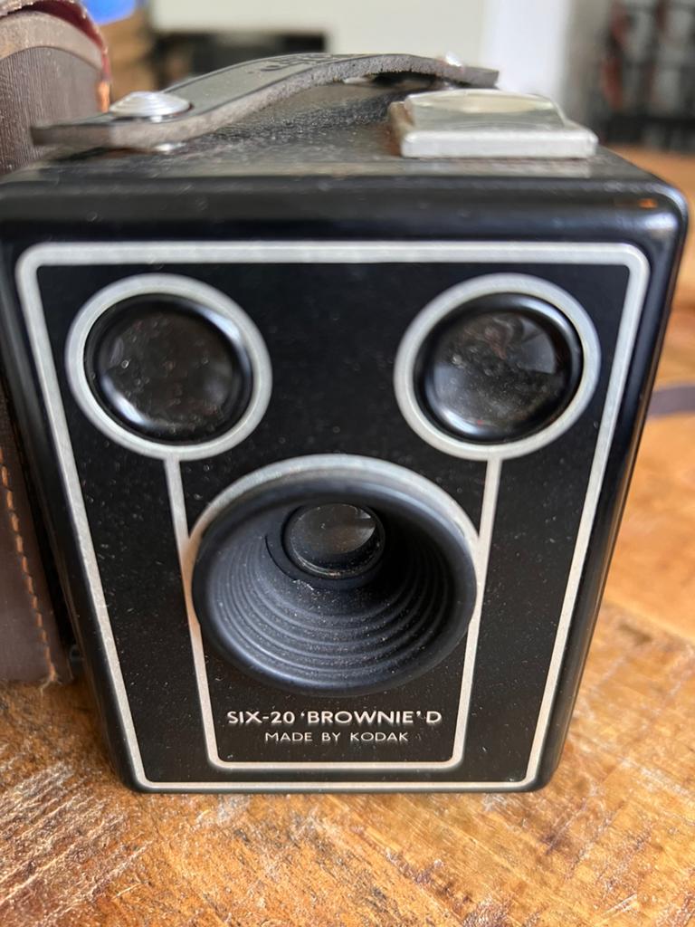 Kodak six-20 Brownie D, Ophalen of Verzenden, Compact, Kodak