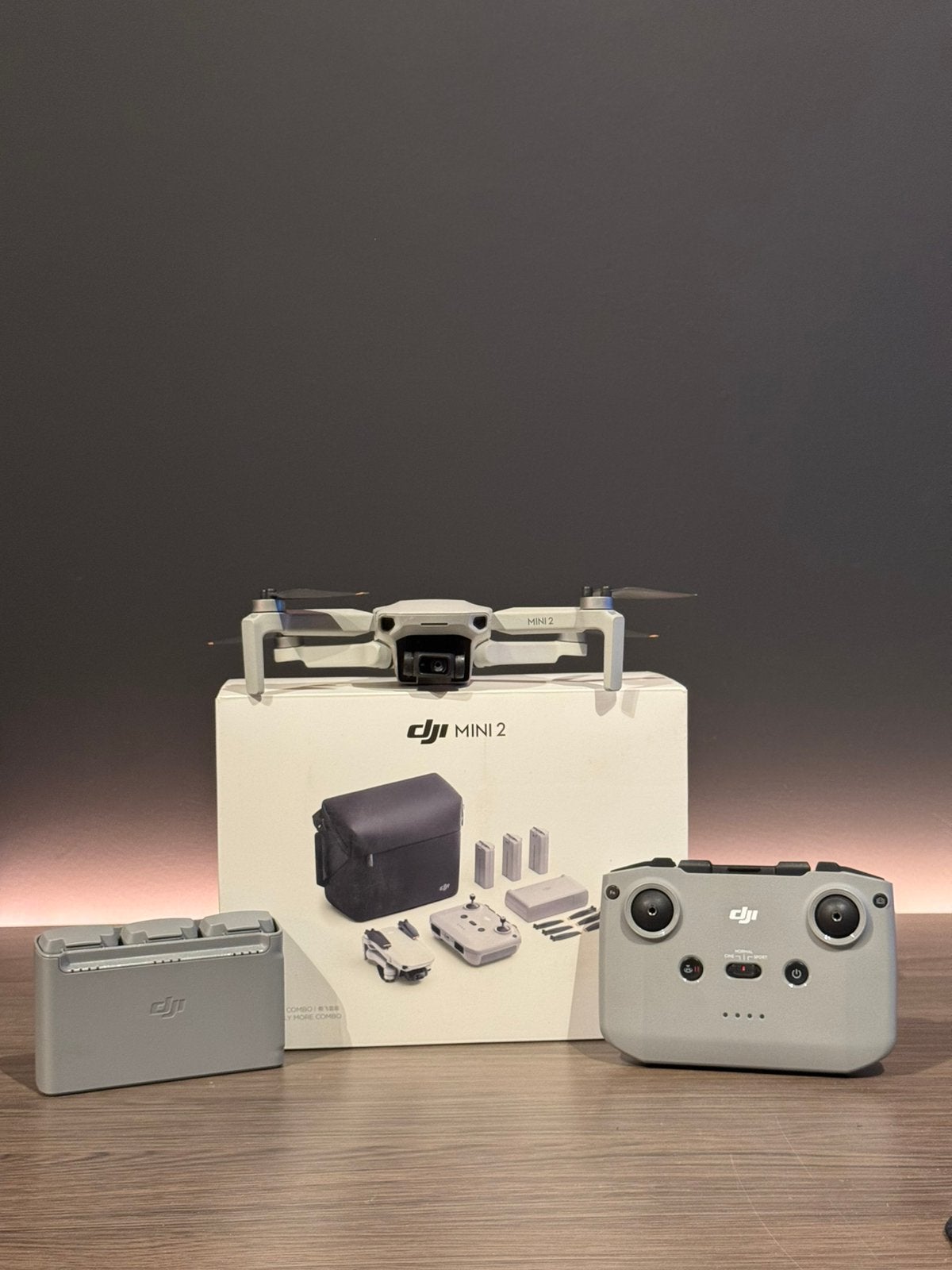 Zeer goede staat - DJI MINI 2 Fly More Combo, Audio, Tv en Foto, Drones, Ophalen of Verzenden, Gebruikt