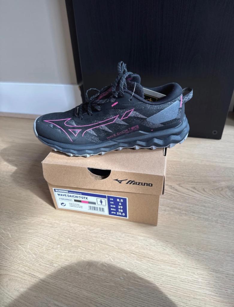 Mizuno wave daichi 7 gtx, dames 39, Nieuw, Ophalen of Verzenden, Sportschoenen, Zwart