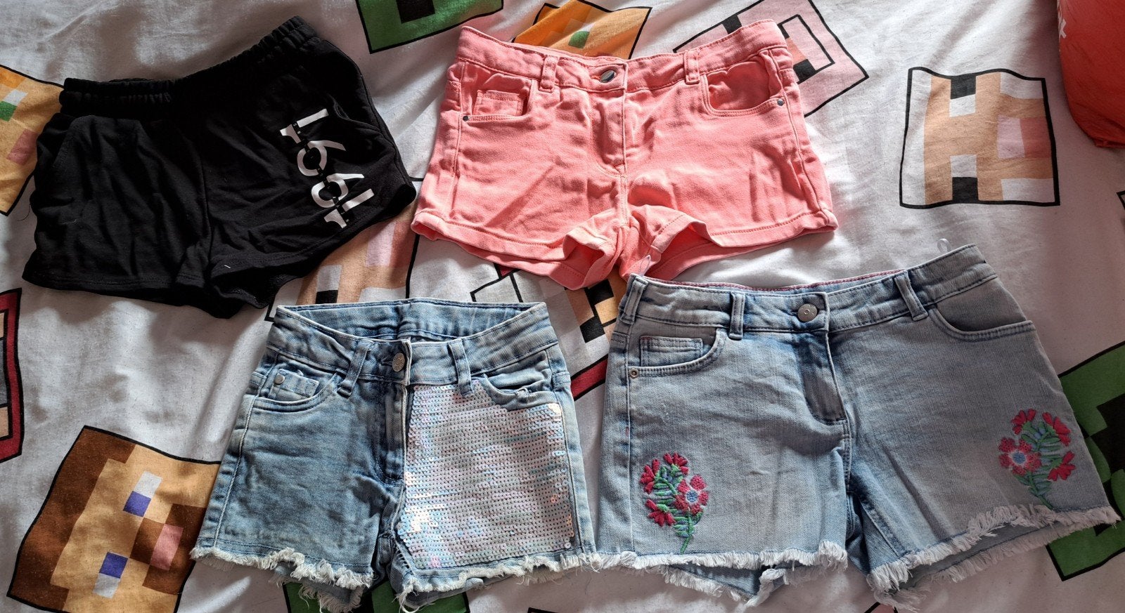 4x korte broeken voor meisjes maat 134, Kinderen en Baby's, Kinderkleding | Maat 134, Ophalen, Gebruikt, Meisje, Broek