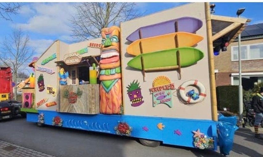 Carnavalswagen opbouw  Tiki Bar' !, Hobby en Vrije tijd, Feestartikelen, Ophalen, Gebruikt, Feestartikel, Carnaval
