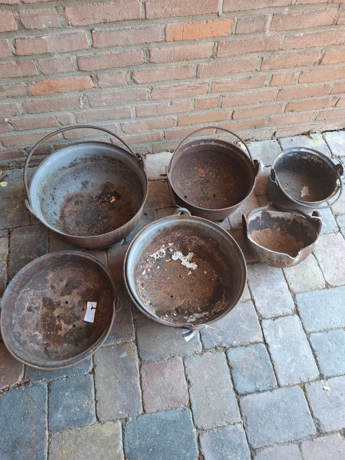 Oude gietijzeren potten en pannen - Decoratief, Antiek en Kunst, Ophalen