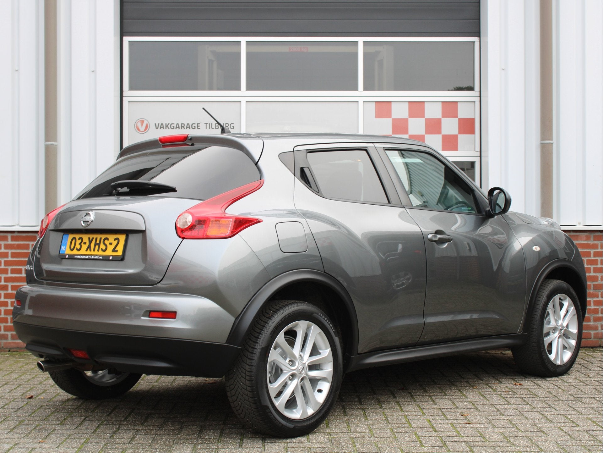 Nissan Juke 1.6 Acenta Automaat /NAVI/Cruise control/Trekhaa, Auto's, Euro 5, 4 cilinders, Alcantara, Origineel Nederlands