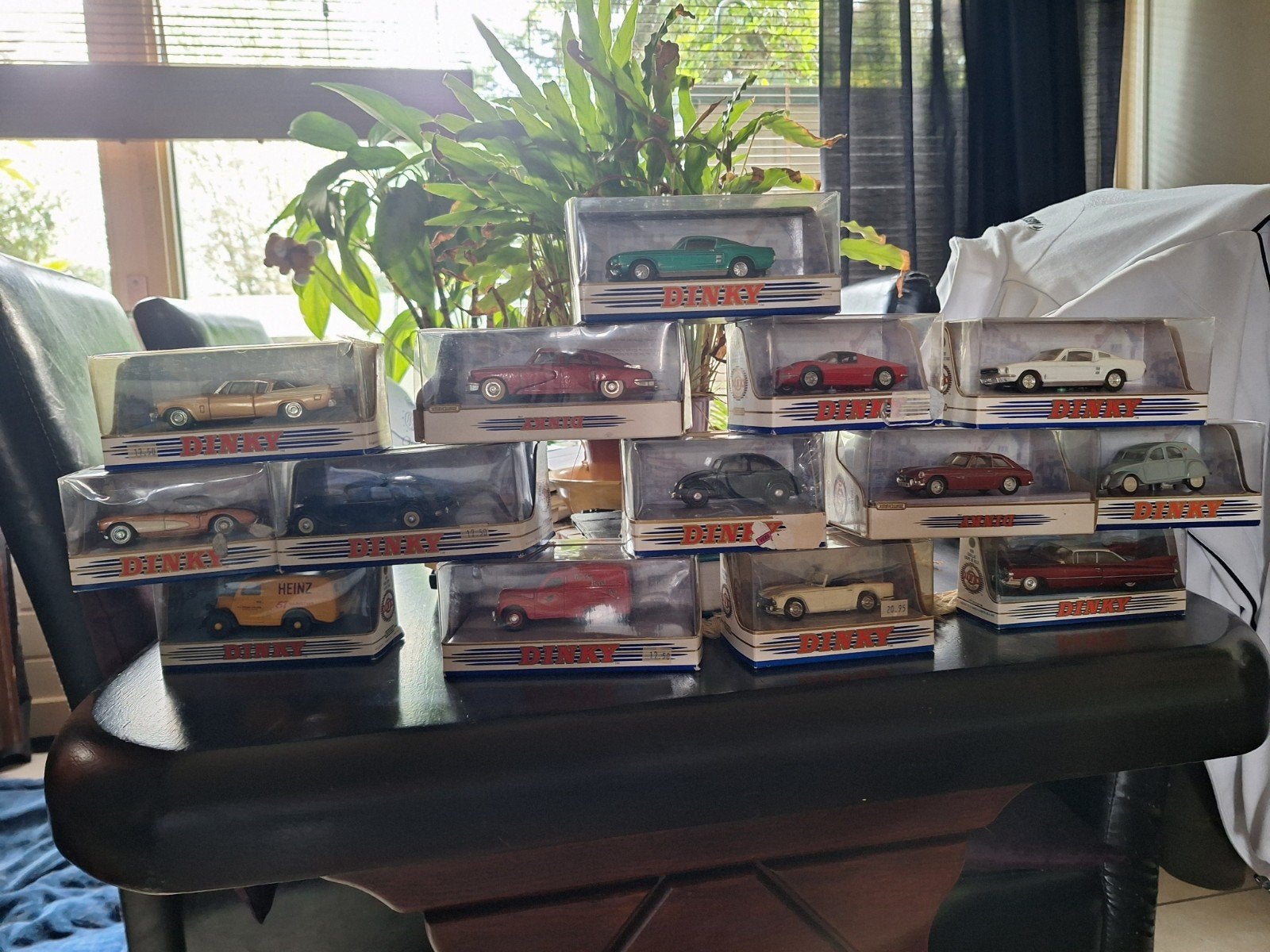 The Dinky Collection - 17 verschillende modelauto's, Hobby en Vrije tijd, Ophalen, Nieuw, Auto, Dinky Toys