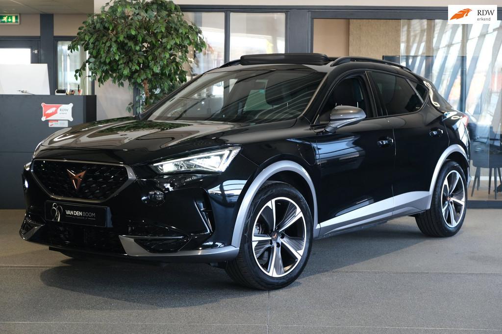 CUPRA Formentor 1.4 e-Hybrid 204PK Pano Trekhaak Led Cam Nav, Lichtsensor, 77 km/l, Gebruikt, 4 cilinders