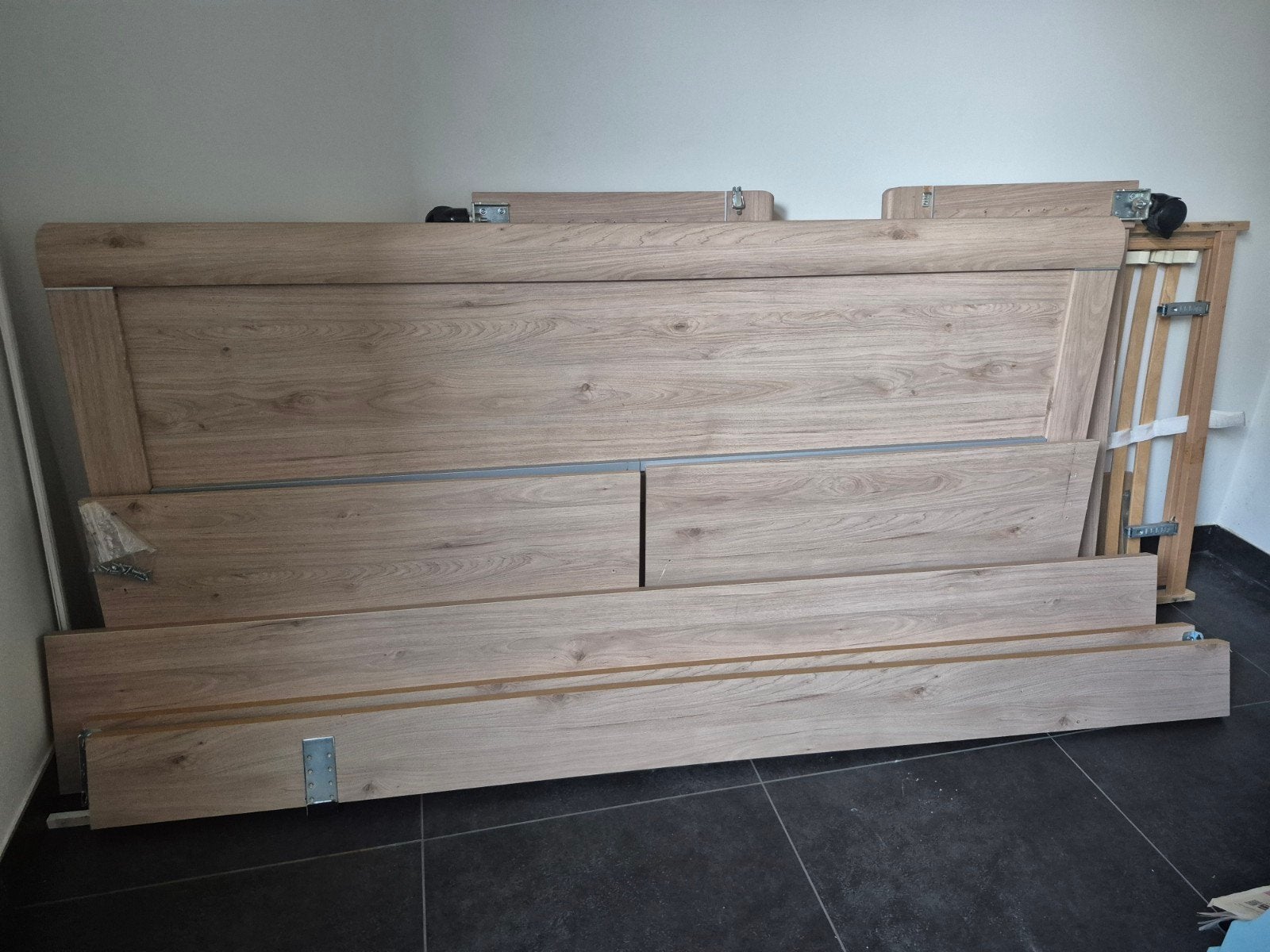 Deelbaar bed 180x210, Ophalen, Overige houtsoorten, Minder dan 200 cm, Pallet