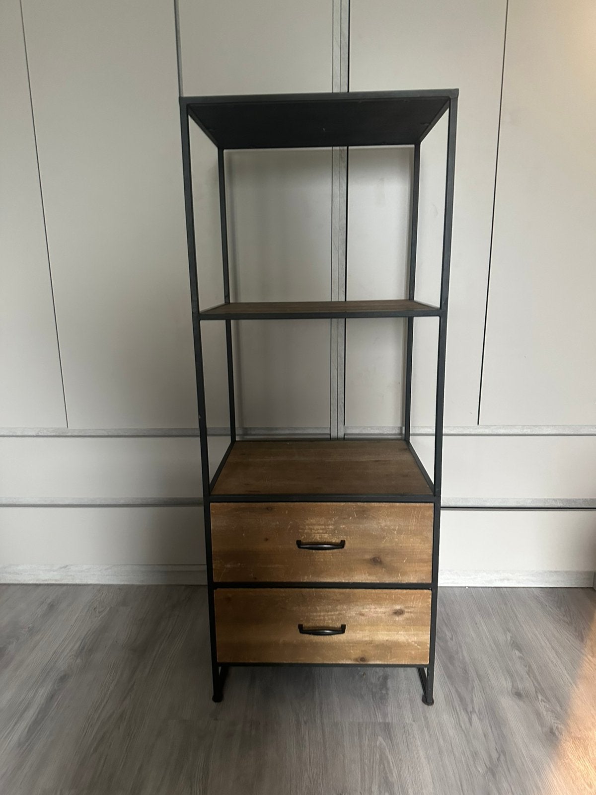 Zwart met hout kastje, Ophalen, Zo goed als nieuw