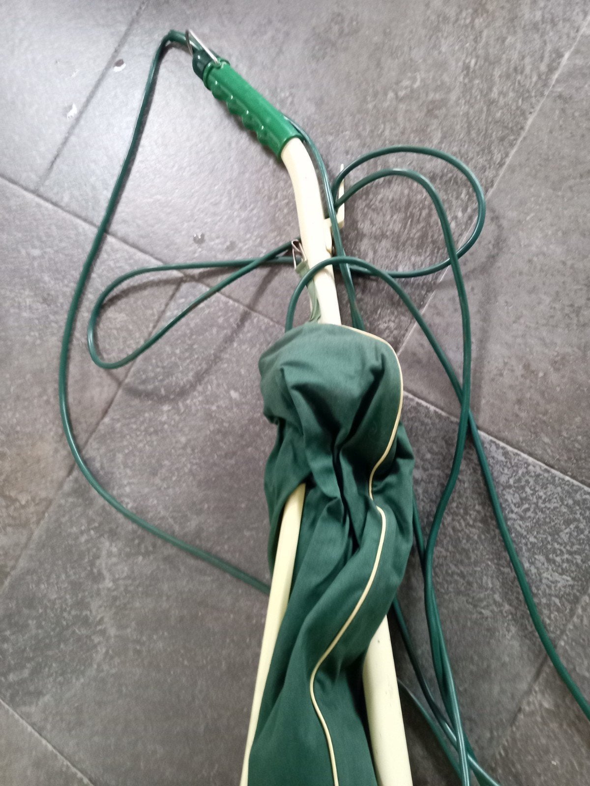 jaren 50 vintage goedwerkende steelstofzuiger., Stofzak, Gebruikt, Geschikt voor harde vloeren, Ophalen of Verzenden