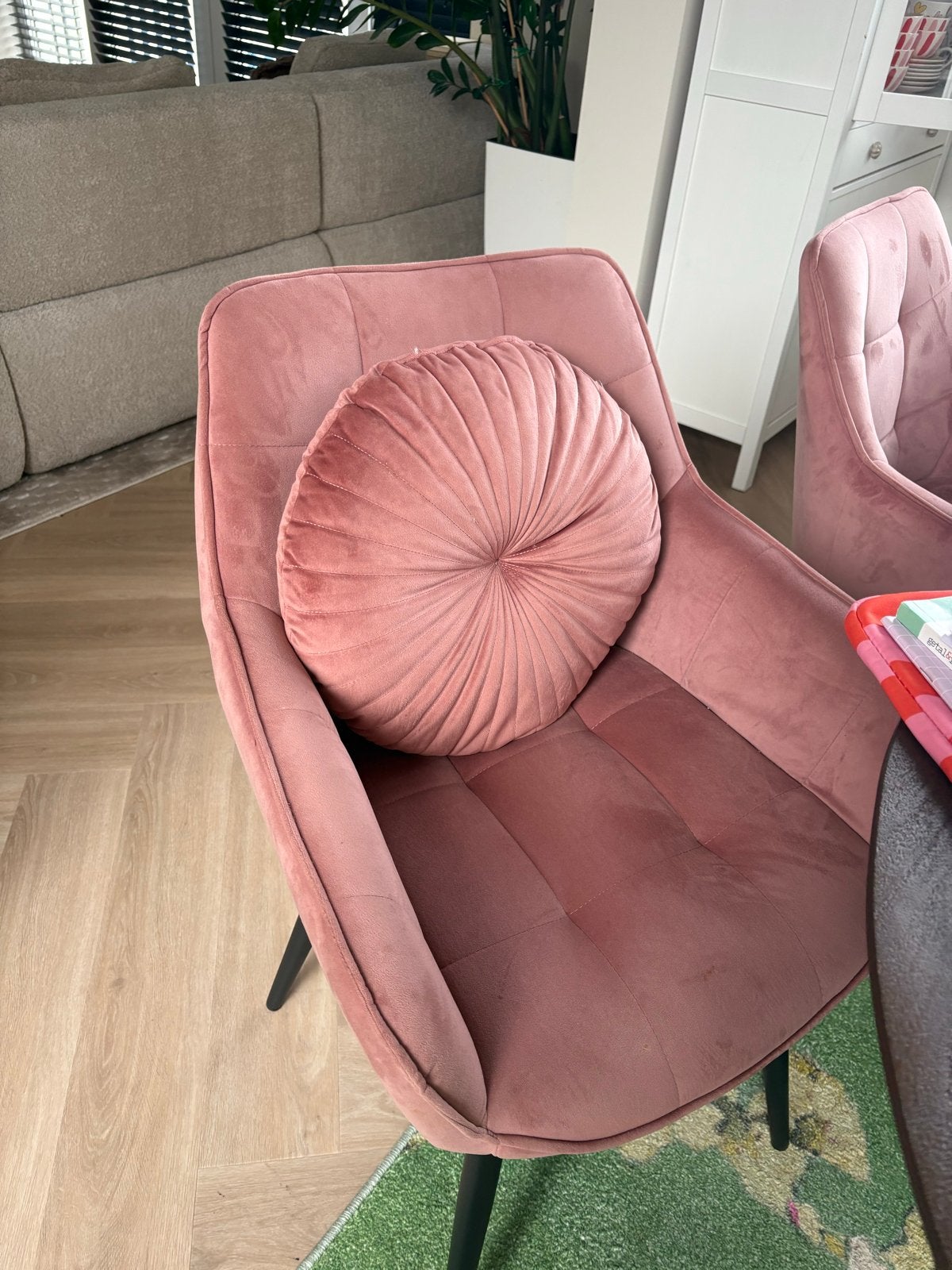 (Oud) Roze eetkamerstoelen - set van 4, Ophalen, Overige kleuren, Stof, Zo goed als nieuw