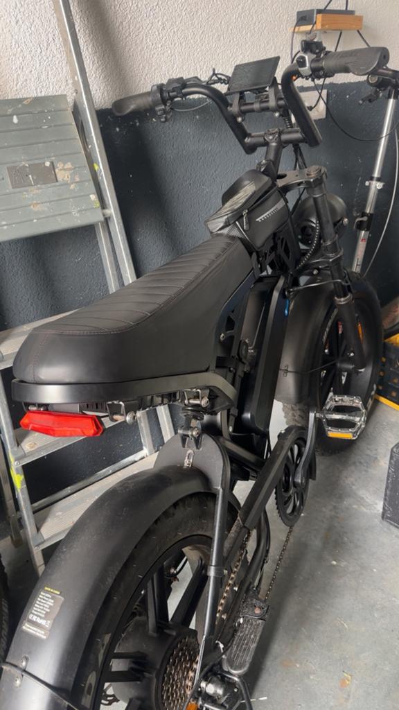 V20 nieuw opgevoerd 1000km RUILEN, Ophalen, Zo goed als nieuw, Overige modellen